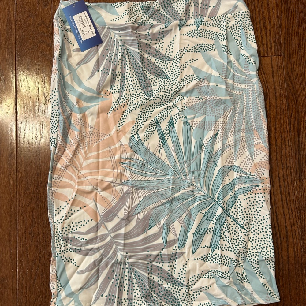 Elegant Palm Print Swim Sarong